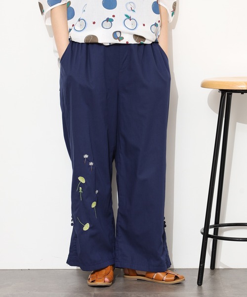 Emago（イマゴ）の「EMAGO たんぽぽ刺繍ﾃｰﾊﾟｰﾄﾞﾊﾟﾝﾂ（その他パンツ・レディース・アイボリー/ブラック/ネイビー・FREE）」の21枚目の写真