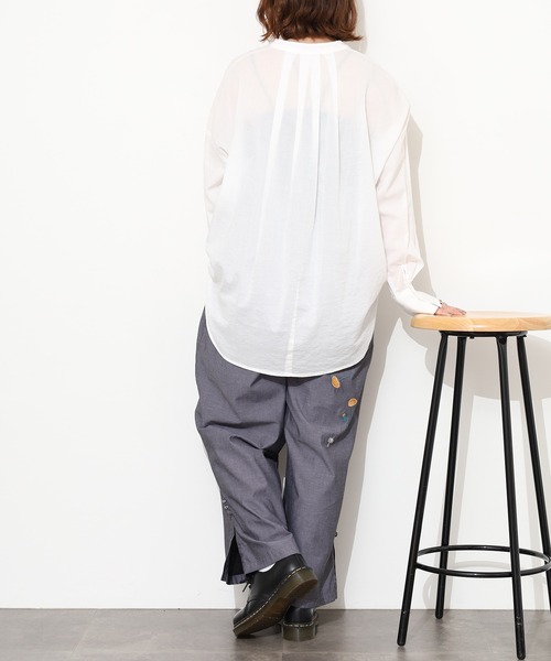 Emago（イマゴ）の「EMAGO たんぽぽ刺繍ﾃｰﾊﾟｰﾄﾞﾊﾟﾝﾂ（その他パンツ・レディース・アイボリー/ブラック/ネイビー・FREE）」の19枚目の写真