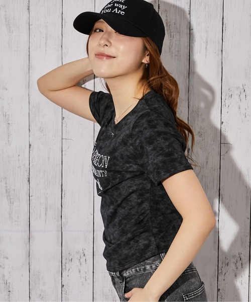 GORGE（ゴージ）の「《ラインストーンロゴ×ムラ染め》Tシャツ／ストリート×Y2K／春夏／全3色（Tシャツ/カットソー・レディース・ミント/ブラック/オフホワイト・F）」の7枚目の写真