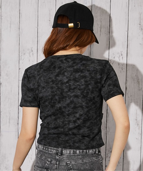 GORGE（ゴージ）の「《ラインストーンロゴ×ムラ染め》Tシャツ／ストリート×Y2K／春夏／全3色（Tシャツ/カットソー・レディース・ミント/ブラック/オフホワイト・F）」の8枚目の写真