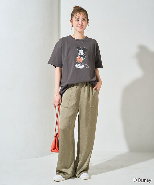 FREAK'S STORE(フリークスストア)の「限定展開 別注/前後/Mickey Mouse/ミッキーマウス 半袖Tシャツ(Tシャツ/カットソー・レディース・ブラック/オフホワイト/ライトグレー/ブラウン/グリーン・フリ-)」の16枚目の写真