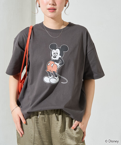 FREAK'S STORE(フリークスストア)の「限定展開 別注/前後/Mickey Mouse/ミッキーマウス 半袖Tシャツ(Tシャツ/カットソー・レディース・ブラック/オフホワイト/ライトグレー/ブラウン/グリーン・フリ-)」の18枚目の写真