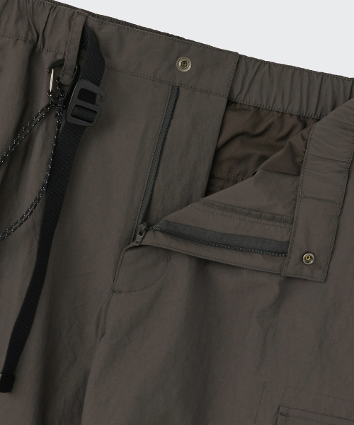 MUSINSA STANDARD（ムシンサスタンダード）の「[シティレジャー] サイドジッパーカーゴパンツ [マッドグレー]（その他パンツ・メンズ・その他・34/36/38/40/42/26/27/28/29/30/31/32/33）」の4枚目の写真