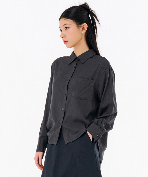 CHASECULT（チェイスカルト）の「女性シアカラーシャツ-FBRG5471C0L（シャツ/ブラウス・レディース・チャコールグレー・85/90）」の2枚目の写真
