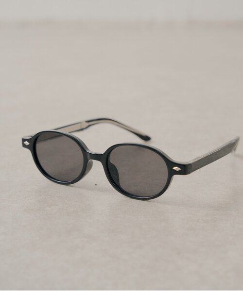 Chico(チコ)の「オーバルカラーレンズサングラス(サングラス・レディース・ブラウン/ブラック/クリア・FREE)」の2枚目の写真