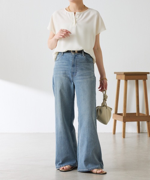 COLLAGE GALLARDAGALANTE（コラージュガリャルダガランテ）の「大人キレイ目フレンチロゴスリーブTシャツ/WEB限定（Tシャツ/カットソー・レディース・チャコールグレー/オフホワイト・FREE）」の20枚目の写真