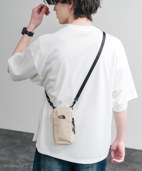 Rocky Monroe(ロッキーモンロー)の「THE NORTH FACE ザ・ノースフェイス ASCEND MULTI TREKKING POUCH ワンポイントロゴミニショルダーバッグ(ショルダーバッグ・メンズ・ブラック/ライトベージュ/グレー・FREE)」の10枚目の写真