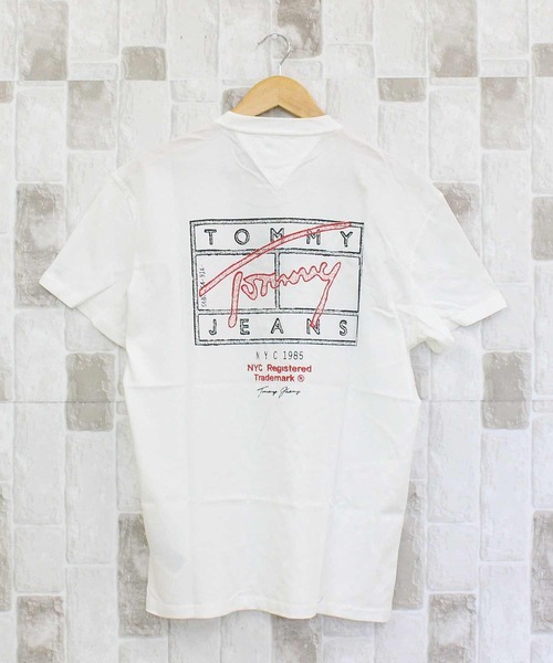 TOMMY HILFIGER(トミーヒルフィガー)の「TMJ レギュラーサインスプレー SS バックプリントTシャツ(Tシャツ/カットソー・メンズ・ブラック/ナチュラル・XL/L/M)」の15枚目の写真