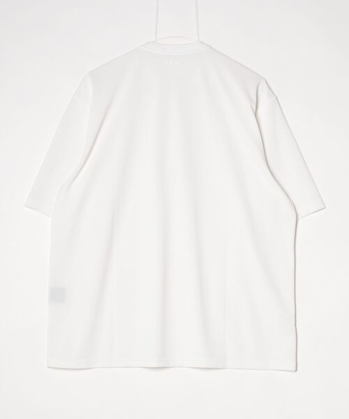 1 piu 1 uguale 3（ウノピゥウノウグァーレトレ）の「S/S HENRY    【LOOSE FIT】（Tシャツ/カットソー・メンズ・ブラック/ホワイト・LARGE）」の10枚目の写真