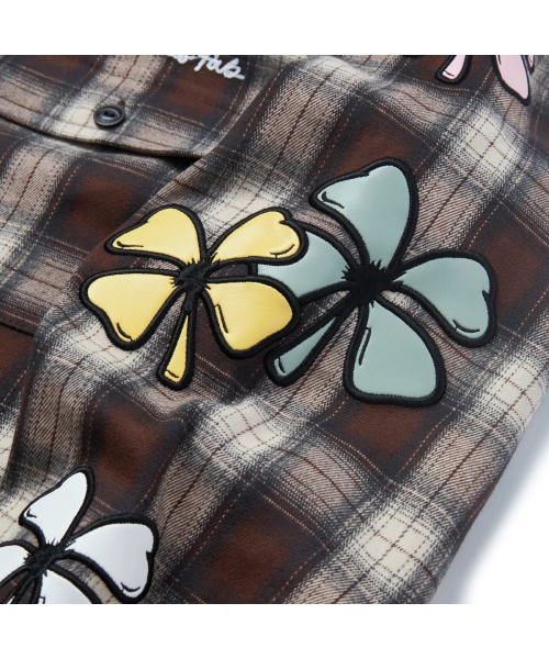 GARMENTS FAB（ガーメンツファブ）の「Lucky Clover Check Shirts (BROWN)（シャツ/ブラウス・レディース・その他・MEDIUM/LARGE）」の6枚目の写真