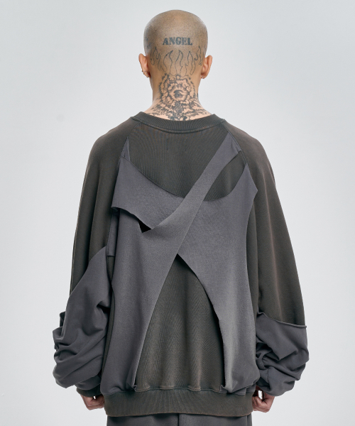 AJOBYAJO（アジョバイアジョ）の「Paneled Washed Sweatshirt [CHARCOAL]（スウェット・メンズ・その他・LARGE/X-LARGE）」の10枚目の写真