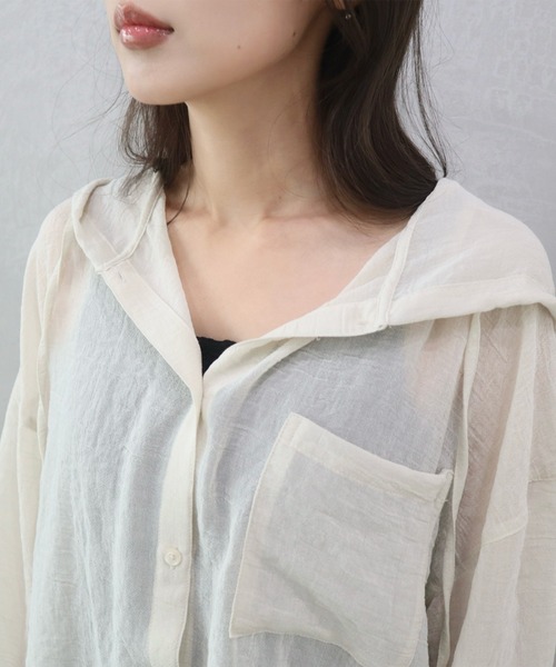 CECIL McBEE(セシルマクビー)の「ボリューム袖フーディーシャツ(シャツ/ブラウス・レディース・オフホワイト/ライトベージュ/ブラック・MEDIUM/LARGE)」の11枚目の写真