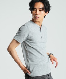  (Never) Acquiesce（ネバーアクイース）の「スパンテレコヘンリーネック半袖T（Tシャツ/カットソー）」