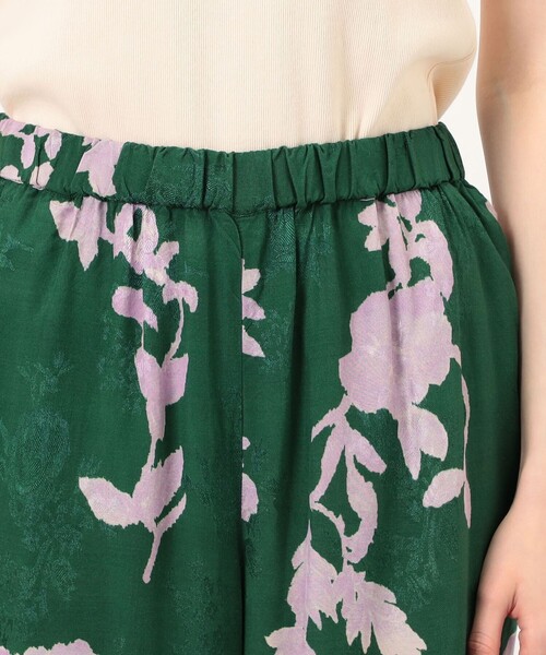 NE QUITTEZ PAS!(ヌキテパ)の「ne Quittez pas Shantoon Jacquard パンツ(その他パンツ・レディース・アイボリー/ダークグリーン・S)」の7枚目の写真