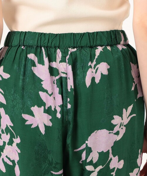NE QUITTEZ PAS!(ヌキテパ)の「ne Quittez pas Shantoon Jacquard パンツ(その他パンツ・レディース・アイボリー/ダークグリーン・S)」の8枚目の写真