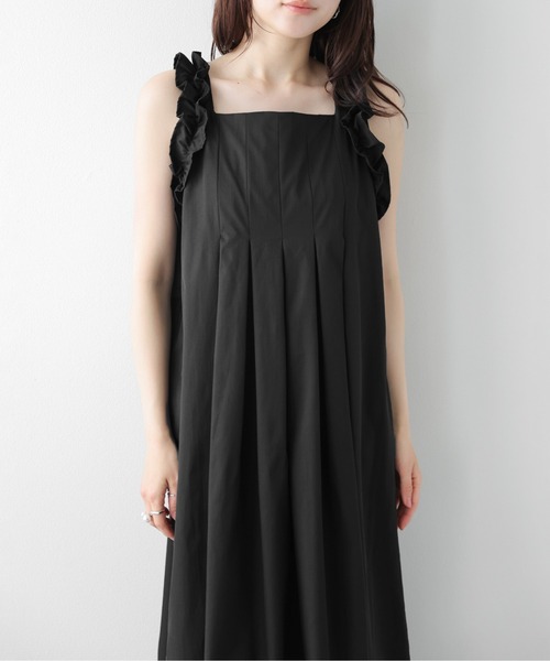 AMELY(エミリー)の「フリル×プリーツワンピース(ワンピース・レディース・ブラック/ライトベージュ/ブラウン・フリー)」の6枚目の写真
