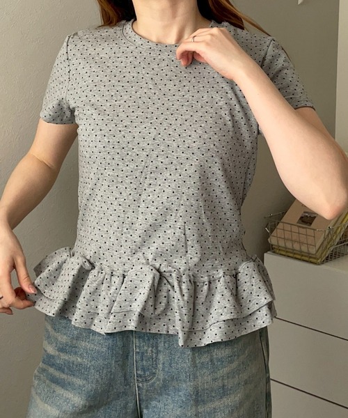 merrylatte(メリーラテ)の「ドット 裾フリル Tシャツ カットソー【NOUA】(Tシャツ/カットソー・レディース・グレー/ホワイト・FREE)」の15枚目の写真
