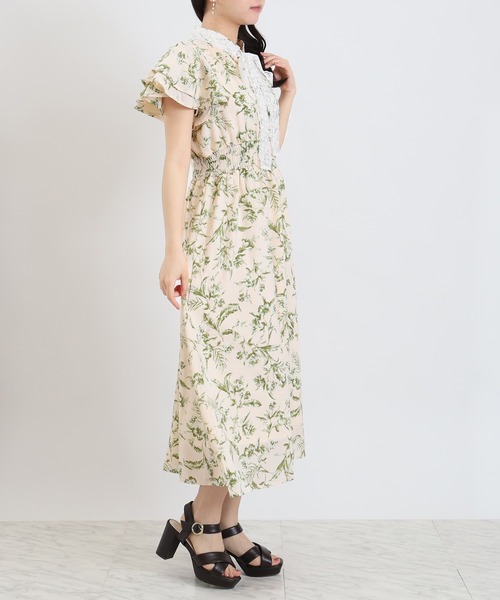 ASTORIA ODIER(アストリアオディール)の「レースボウタイ花柄ワンピース(ワンピース・レディース・ベージュ/アイボリー/ホワイト・MEDIUM/SMALL)」の19枚目の写真