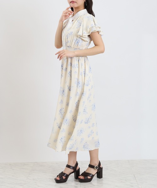 ASTORIA ODIER(アストリアオディール)の「レースボウタイ花柄ワンピース(ワンピース・レディース・ベージュ/アイボリー/ホワイト・MEDIUM/SMALL)」の13枚目の写真