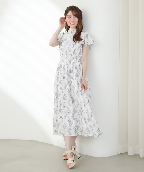 ASTORIA ODIER(アストリアオディール)の「レースボウタイ花柄ワンピース(ワンピース・レディース・ベージュ/アイボリー/ホワイト・MEDIUM/SMALL)」の4枚目の写真