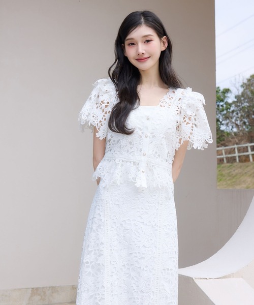 polaura(ポローラ)の「アリュールレースラッフルブラウス(シャツ/ブラウス・レディース・ネイビー/サックスブルー/ブルーグレー/ホワイト/ベージュ・FREE)」の19枚目の写真