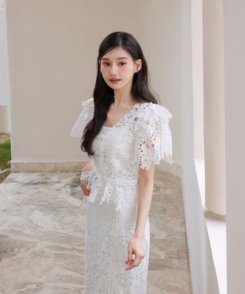 polaura(ポローラ)の「アリュールレースラッフルブラウス(シャツ/ブラウス・レディース・ネイビー/サックスブルー/ブルーグレー/ホワイト/ベージュ・FREE)」の16枚目の写真