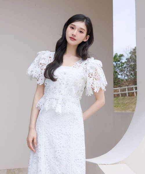 polaura(ポローラ)の「アリュールレースラッフルブラウス(シャツ/ブラウス・レディース・ネイビー/サックスブルー/ブルーグレー/ホワイト/ベージュ・FREE)」の18枚目の写真