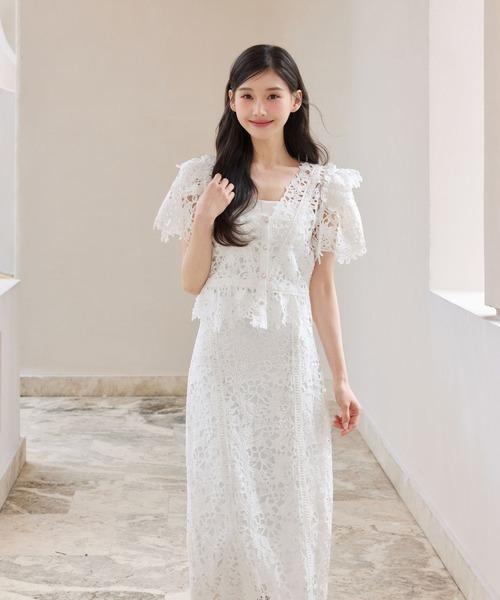 polaura(ポローラ)の「アリュールレースラッフルブラウス(シャツ/ブラウス・レディース・ネイビー/サックスブルー/ブルーグレー/ホワイト/ベージュ・FREE)」の15枚目の写真