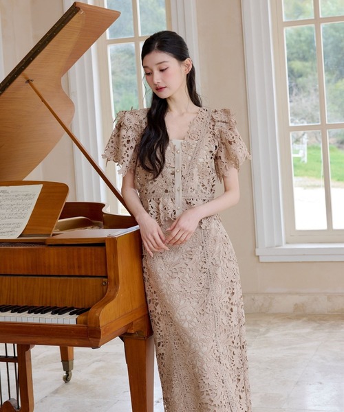 polaura(ポローラ)の「アリュールレースラッフルブラウス(シャツ/ブラウス・レディース・ネイビー/サックスブルー/ブルーグレー/ホワイト/ベージュ・FREE)」の21枚目の写真