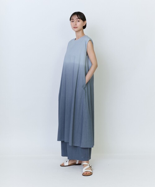 LOISIR(ロワズィール)の「インドコットンボイルハンド段染めワンピース(ワンピース・レディース・ベージュ系その他/ブルー系その他・FREE)」の4枚目の写真