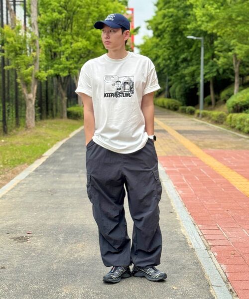 KEEPHUSTLING(キープハッスリング)の「君の未来を見てきた! グラフィック ビッグシルエットT(ホワイト)(Tシャツ/カットソー・レディース・ホワイト・MEDIUM/LARGE/X-LARGE)」の5枚目の写真