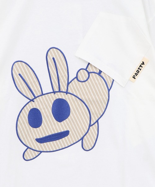 ScoLar Parity(スカラーパリティ)の「362112:ポケットからこぼれウサギ アップリケTシャツ(Tシャツ/カットソー・レディース・サックスブルー/ネイビー/オフホワイト・M)」の14枚目の写真