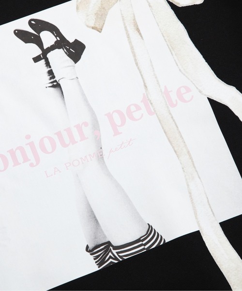 LA POMME petit(ラポミ・プチ)の「LA POMME petit Bow Heels Illustration Sweat(スウェット・レディース・ブラック/ホワイト・FREE)」の6枚目の写真