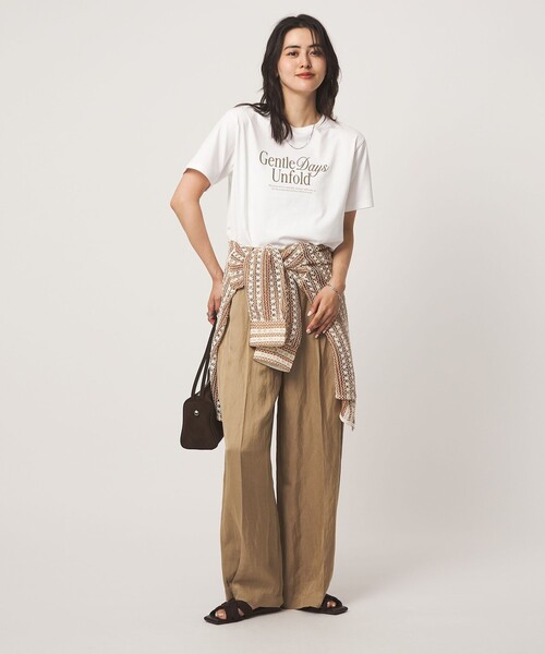 green label relaxing(グリーンレーベルリラクシング)の「グラフィック Tシャツ(Tシャツ/カットソー・レディース・ブラウン/オフホワイト/ダークグレー/その他1・FREE)」の17枚目の写真