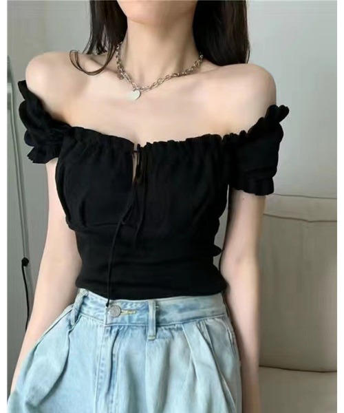 CHEER(チアー)の「【デコルテ綺麗見え】フロントシャーリング・フリルスリーブサマーニット(Tシャツ/カットソー・レディース・ブラック/パープル/ライトブルー/ホワイト/イエロー/ピンク/グリーン・FREE)」の1枚目の写真