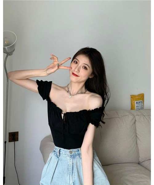 CHEER(チアー)の「【デコルテ綺麗見え】フロントシャーリング・フリルスリーブサマーニット(Tシャツ/カットソー・レディース・ブラック/パープル/ライトブルー/ホワイト/イエロー/ピンク/グリーン・FREE)」の18枚目の写真