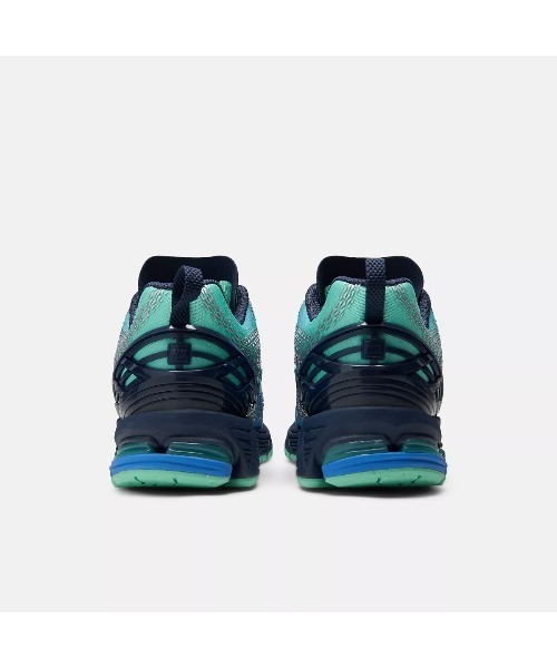 NEW BALANCE(ニューバランス)の「New Balance 1906F(ニューバランス ナインティーンオーシックス エフ)(スニーカー・メンズ・ブルー系・26.5cm/26cm/25.5cm/25cm/30cm/29cm/28.5cm/28cm/27.5cm/27cm)」の2枚目の写真