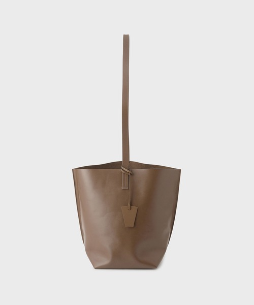 ADAM ET ROPE'(アダムエロペ)の「【PFT】Crepe Large Bag(ショルダーバッグ・レディース・ブラウン/ブラック/ベージュ・FREE)」の4枚目の写真
