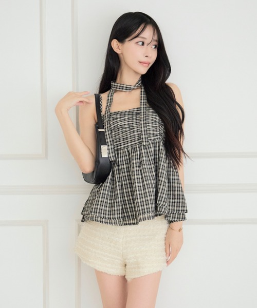 ALLuRing ChaRm(アリュリングチャーム)の「【首紐付き】Checkered Shirred Peplum / チェックシャーリングペプラム(チューブトップ・レディース・ネイビー/ブラック/ライトブルー・FREE)」の21枚目の写真