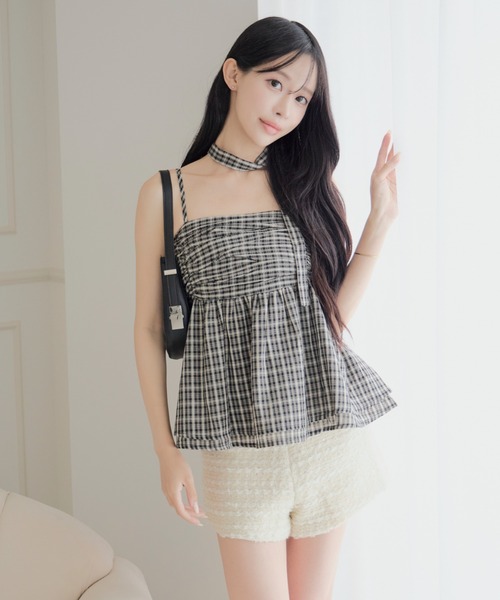 ALLuRing ChaRm(アリュリングチャーム)の「【首紐付き】Checkered Shirred Peplum / チェックシャーリングペプラム(チューブトップ・レディース・ネイビー/ブラック/ライトブルー・FREE)」の22枚目の写真