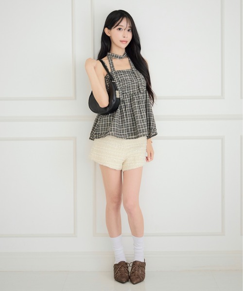 ALLuRing ChaRm(アリュリングチャーム)の「【首紐付き】Checkered Shirred Peplum / チェックシャーリングペプラム(チューブトップ・レディース・ネイビー/ブラック/ライトブルー・FREE)」の16枚目の写真