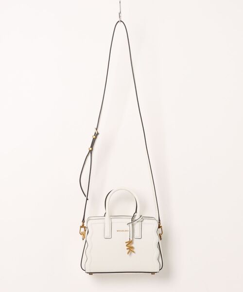 MICHAEL KORS(マイケルコース)の「LAILA ぺブルレザー コンバーチブル クロスボディバッグ エクストラスモール(ショルダーバッグ・レディース・ホワイト系・FREE)」の4枚目の写真