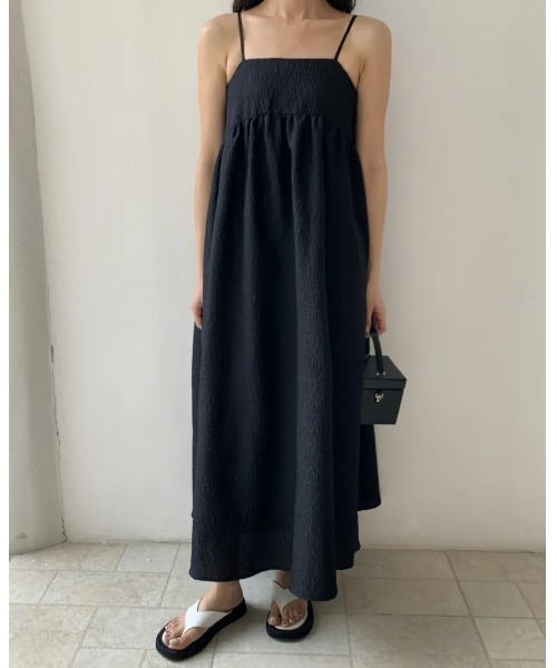 BIRTHDAY BASH(バースデイバッシュ)の「JACQUARD 2WAY PUFF STRAP DRESS(ワンピース・レディース・ブラック・FREE)」の2枚目の写真