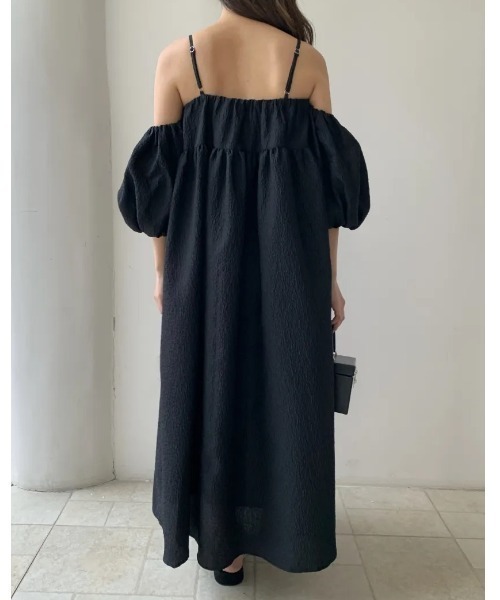 BIRTHDAY BASH(バースデイバッシュ)の「JACQUARD 2WAY PUFF STRAP DRESS(ワンピース・レディース・ブラック・FREE)」の3枚目の写真