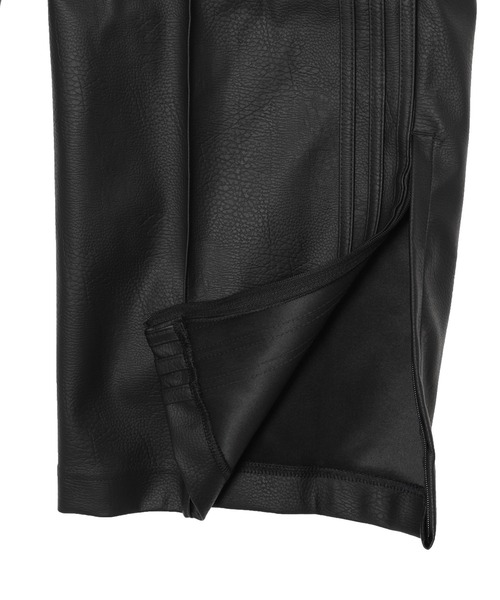 adidas(アディダス)の「FIREBIRD LOOSE PLEATHER PANT KU1806(その他パンツ・メンズ・ブラック・SMALL/MEDIUM)」の5枚目の写真