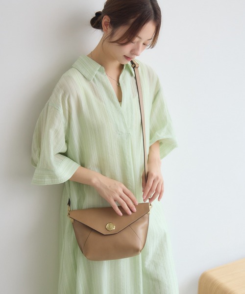 SAN HIDEAKI MIHARA(サンヒデアキミハラ)の「【SAN HIDEAKIMIHARA】メールバッグS(ショルダーバッグ・レディース・ベージュ/キャメル・MEDIUM)」の6枚目の写真