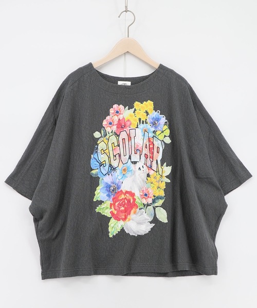 ScoLar(スカラー)の「162755:花ネコ柄 ローズジャガードプルオーバー(Tシャツ/カットソー・レディース・チャコールグレー/ブルー/オフホワイト・M)」の2枚目の写真