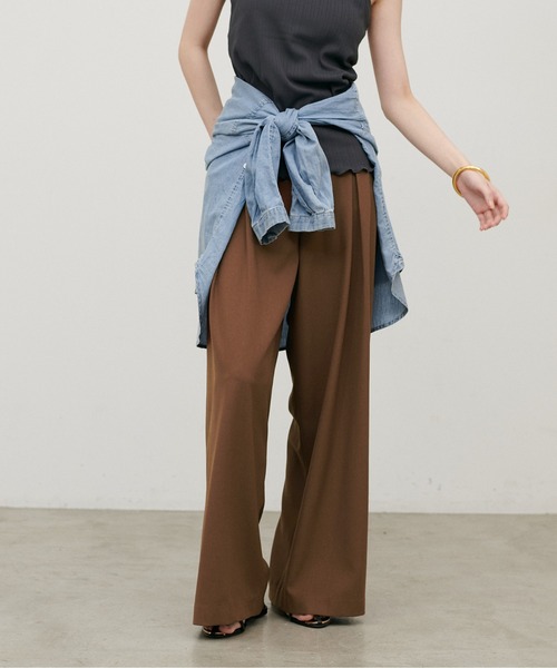 LARUTA（ラルータ）の「【LARUTA】［接触冷感・UVカット］BOXタックワイドパンツ（スラックス・レディース・ブラック/ブラウン/アイボリー/グレイッシュベージュ・MEDIUM/LARGE）」の4枚目の写真