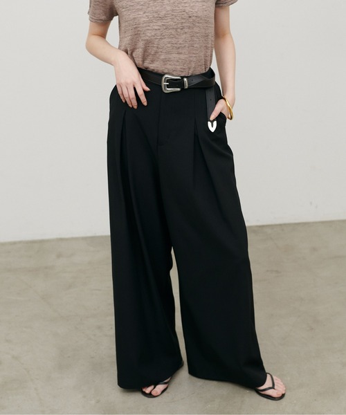 LARUTA（ラルータ）の「【LARUTA】［接触冷感・UVカット］BOXタックワイドパンツ（スラックス・レディース・ブラック/ブラウン/アイボリー/グレイッシュベージュ・MEDIUM/LARGE）」の19枚目の写真