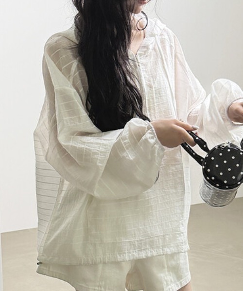 FACTOTUM(ファクトタム)の「フード付きボーダー柄薄手トップス(Tシャツ/カットソー・レディース・ホワイト/ベージュ・FREE)」の8枚目の写真